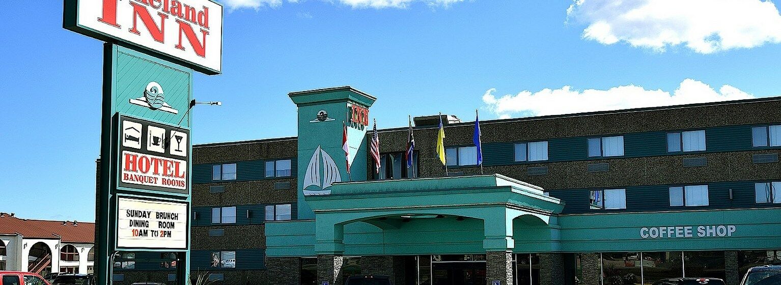 Lakeland Inn Hotel Cold Lake ภายนอก รูปภาพ